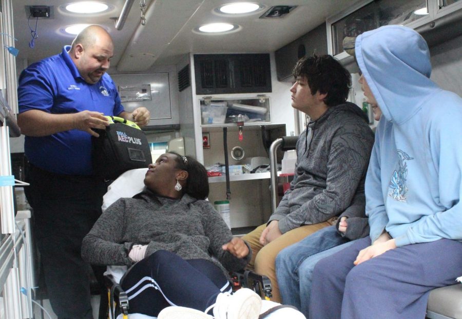 Students in the Life Skills classes at Harlan County High School learned first aid recently from Harlan ARH trauma coordinator Jennifer Williamson. Students were taught how to bandage and stabilize injuries. Students also got a look at a Trans-Star ambulance and heard from paramedic Robert Bell and EMT Chris Couch. Bell talked to several students, including Amil Wilson, Houston Williams, Andrew Hensley and Casey Jones as they sat in the ambulance as it made a stop at HCHS.