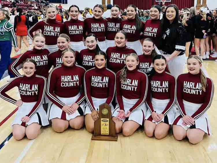 The+Harlan+County+High+School+cheerleaders+won+the+Region+7+championship+on+Saturday+at+the+O.+Wayne+Rollins+Center+at+the+University+of+the+Cumberlands.+The+squad+will+advance+to+state+competition+on+Dec.+8+at+George+Rogers+Clark+High+School+in+Winchester.+Team+members+include%2C+from+left%2C+front+row%3A+Morgan+Grace%2C+Barbara+Jenkins%2C+Heaven+Hensley%2C+Laila+Boggs%2C+Mylee+Cress+and+Cheyenne+Brackett%3B+middle+row%3A+Chela+Witt%2C+Amber+Lawson%2C+Haley+Huff%2C+Alexis+Dean%2C+Kate+Cornett+and+coach+Taylor+Fields%3B+back+row%3A+Destiny+Cooper%2C+Emmalyn+Branson%2C+Maddie+Gray%2C+Hannah+Brotherton%2C+Kaylissa+Daniels+and+Katie+Smith.